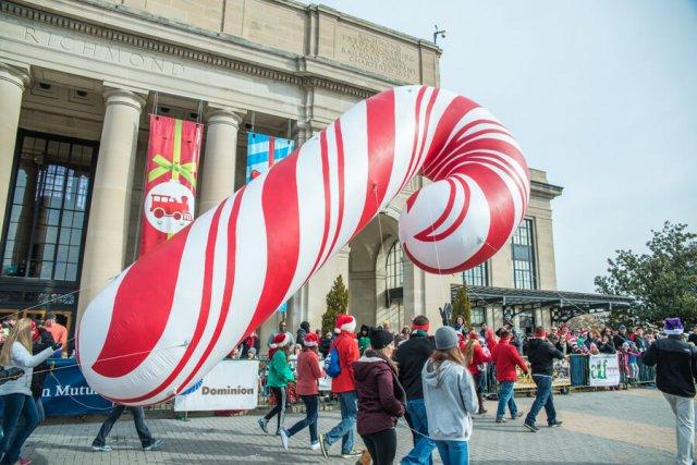 Dominion Christmas Parade 2016